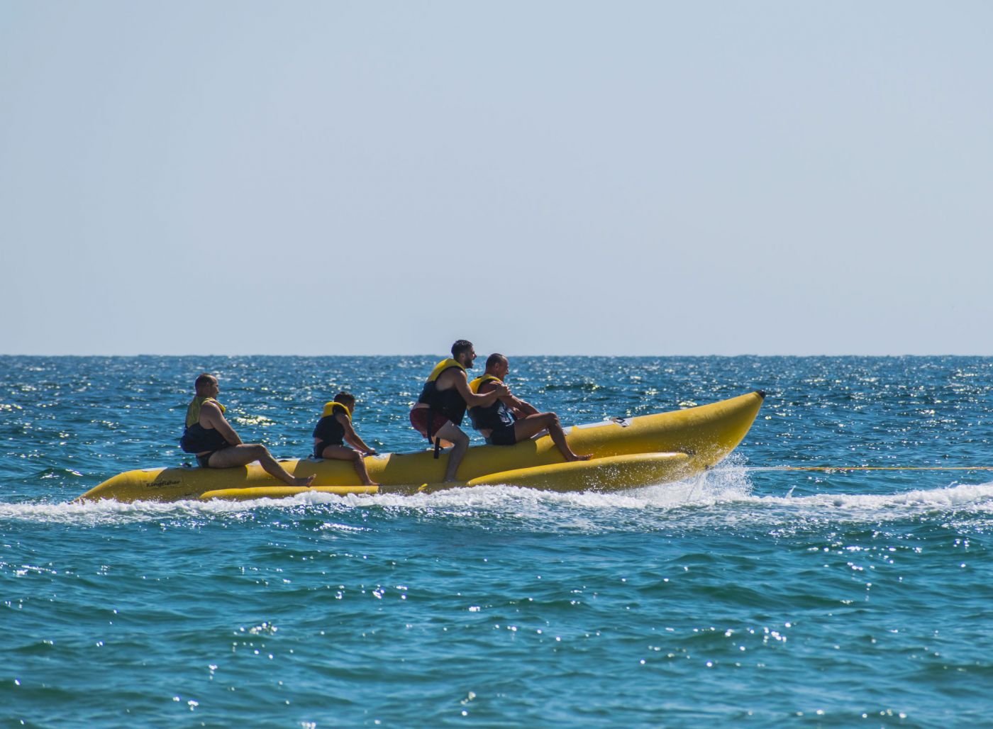Banana Boat con olas