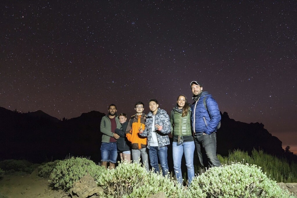 Grupo de observación de estrellas en Tenerife
