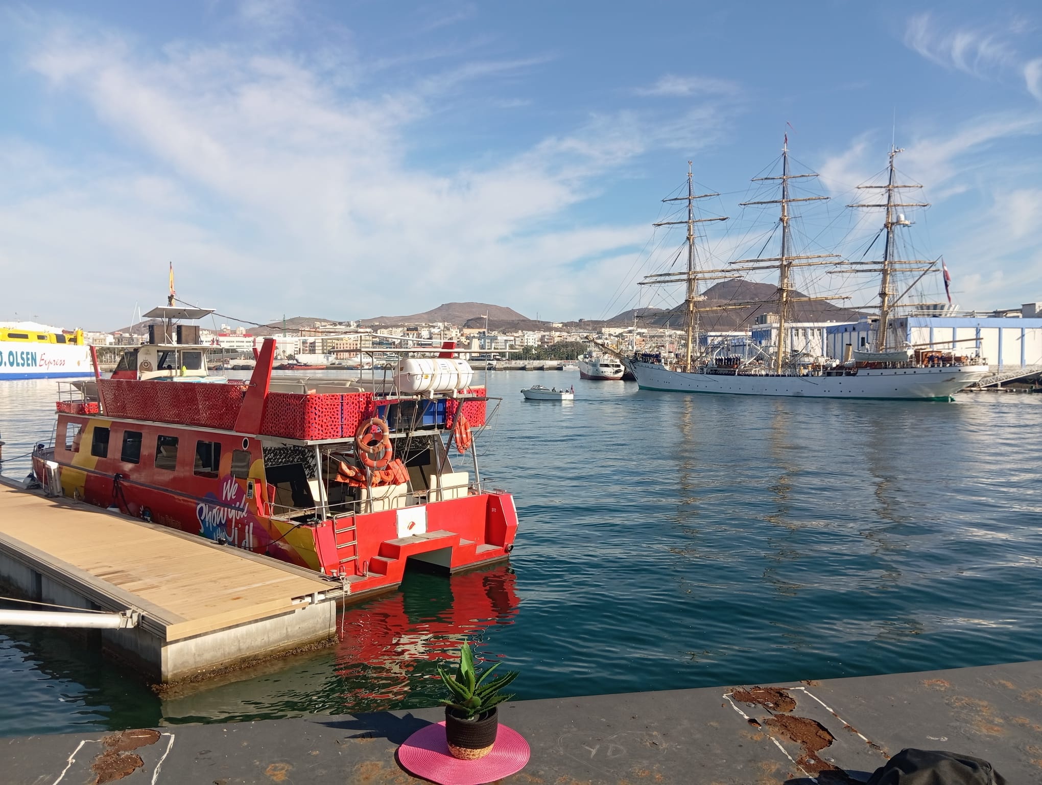 Bahia cat - puerto de la luz